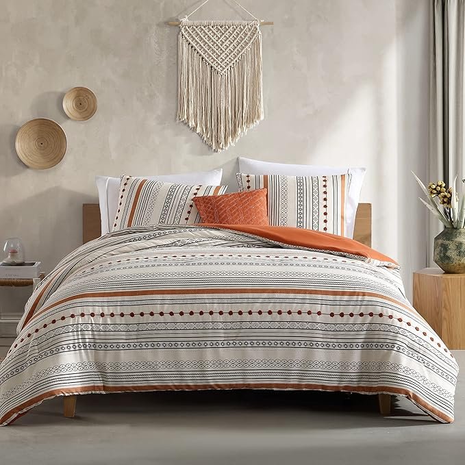 Layne Collection Reversible 4-Piece Queen Comforter Set - Modern Threads